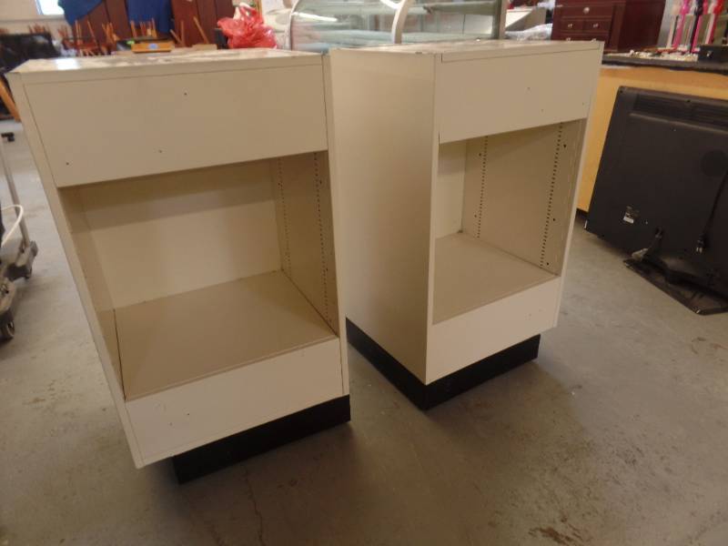 METAL STORAGE CABINETS