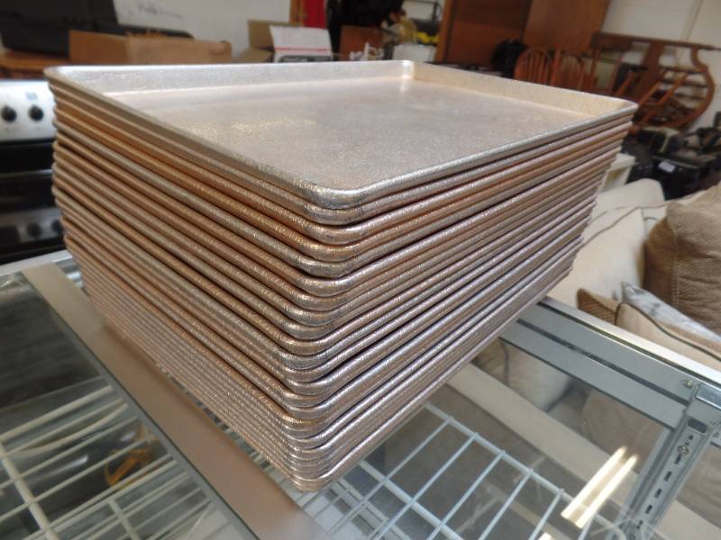 GOLD TONE BAKERY DISPLAY TRAYS