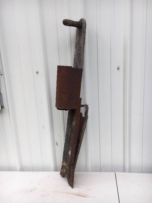 lot 21 image: Vintage Potato Planter