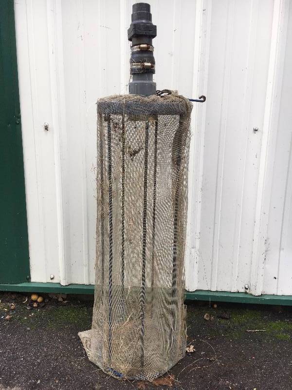 lot 36 image: Pond Sprinkler with Screen