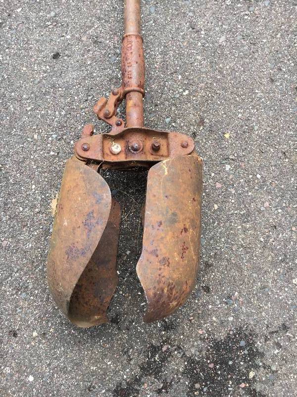 Vintage Post Hole Digger Encore Antiques, Collectibles and Tools