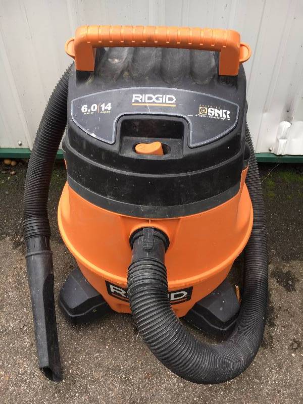 lot 55 image: Ridge 6HP ShopVac