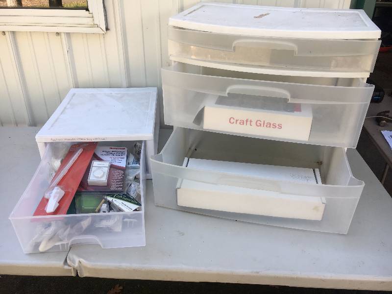 lot 86 image: 2 Drawer Totes w Misc Items