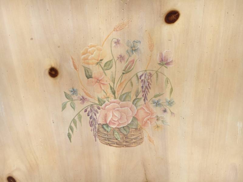 lot 92 image: Headboard