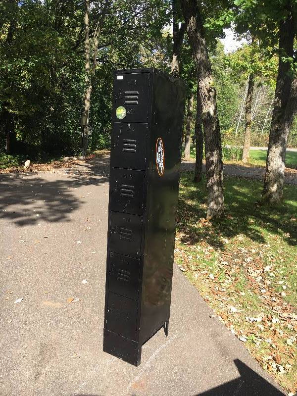 lot 97 image: Metal Cabinet