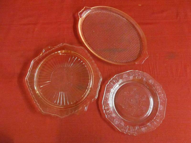 lot 95 image: depression glass