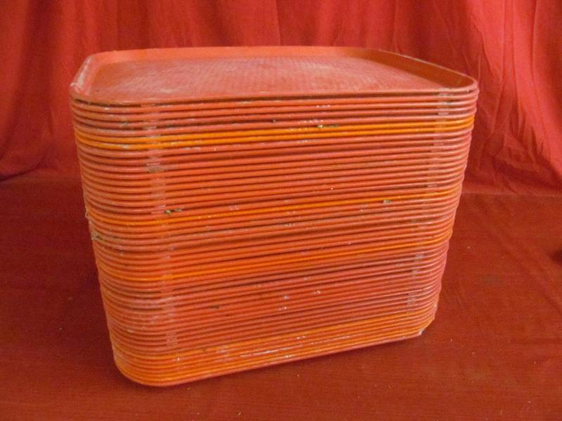 lot 31 image: vintage tray