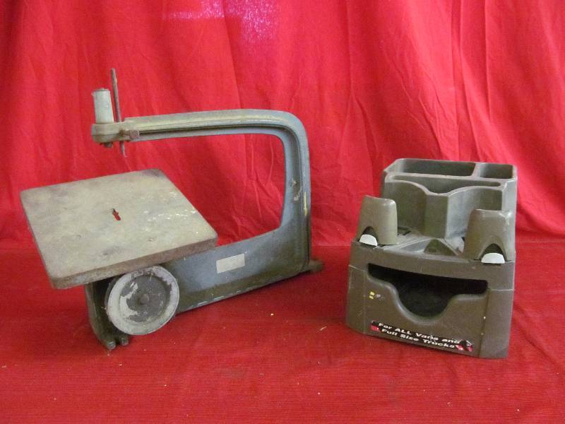 lot 34 image: car caddy