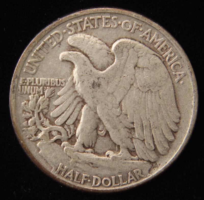 1942 WALKING LIBERTY SILVER HALF DOLLAR VF