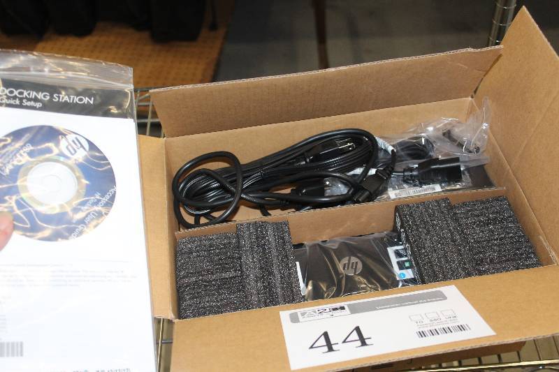 lot 44 image: HP Docking Station