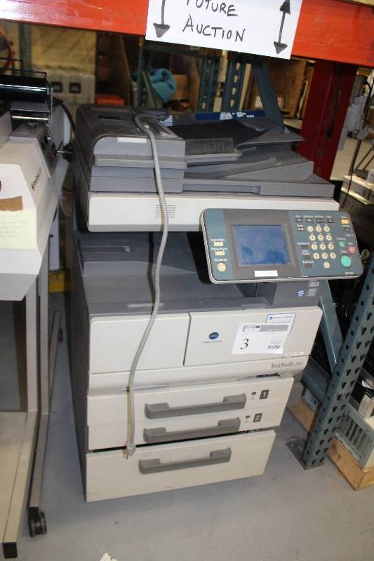 lot 3 image: Konica Minolta BizHub 250 Printer