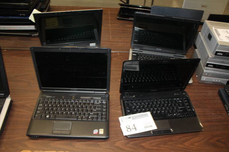 lot 84 image: Lot of (4) Dell,Toshiba Computer Laptops