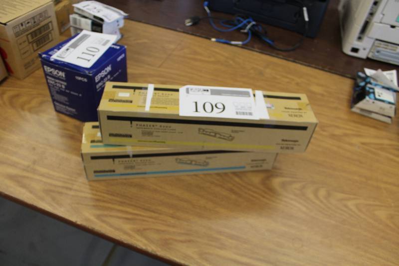 lot 109 image: Lot of (2) Xerox Tectronics Phaser 6200 Color Laser Printer Transfer Roller