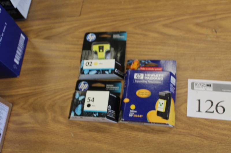 lot 126 image: Lot of (3) HP 02,54 Ink Cartridges