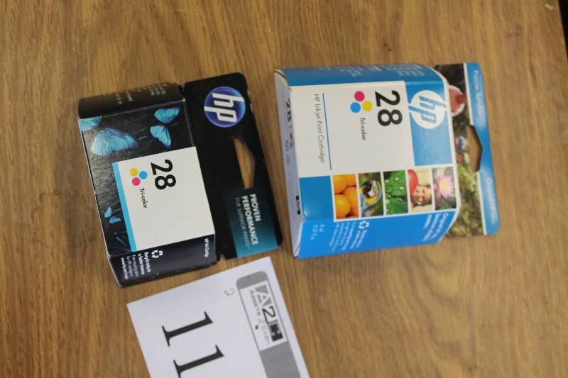 lot 116 image: Lot of (2) HP 28 Ink Cartridges