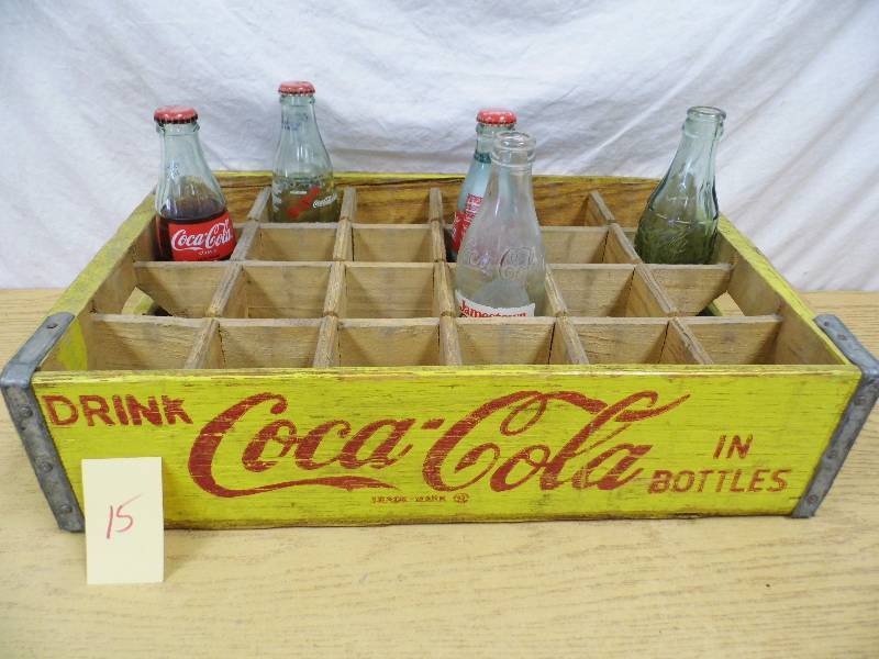 lot 15 image: Coke Crate