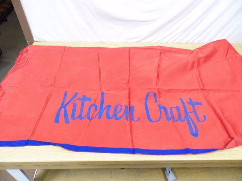 lot 19 image: 4 Kitchen Craft Table Covers