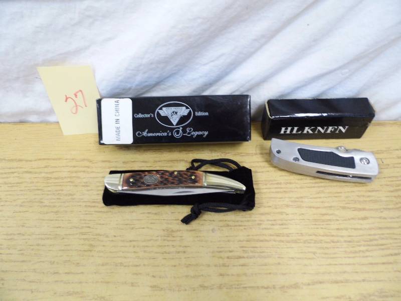 lot 27 image: 2 Knives