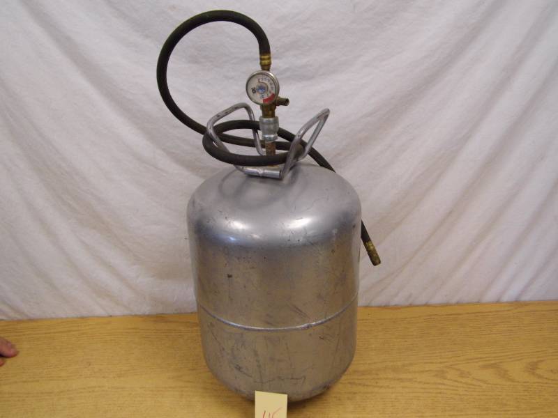 lot 45 image: Air Tank