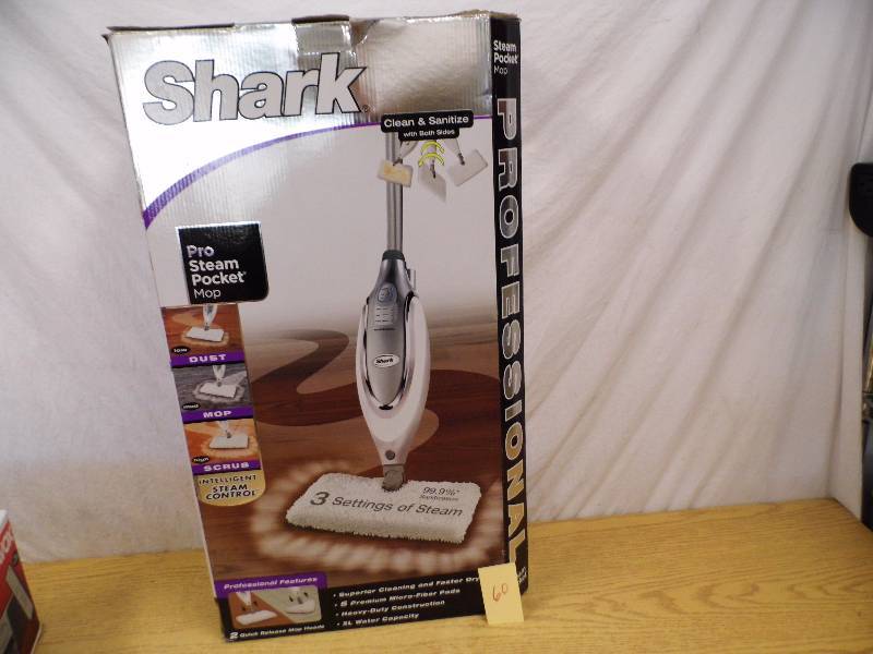 lot 60 image: Shark Pro Steamer Pocket Mop