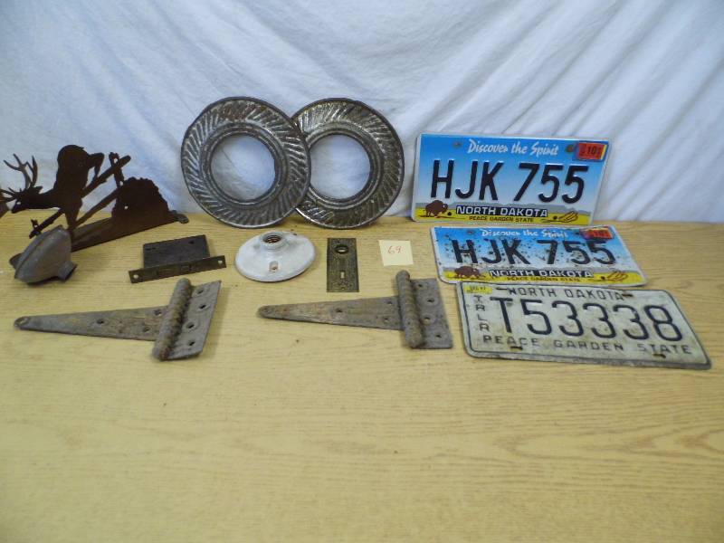 lot 69 image: License Plates - Vintage Hardware