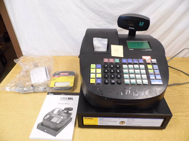 lot 81 image: Royal Cash Register