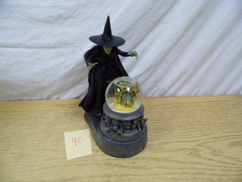 lot 90 image: Wizard of Oz With