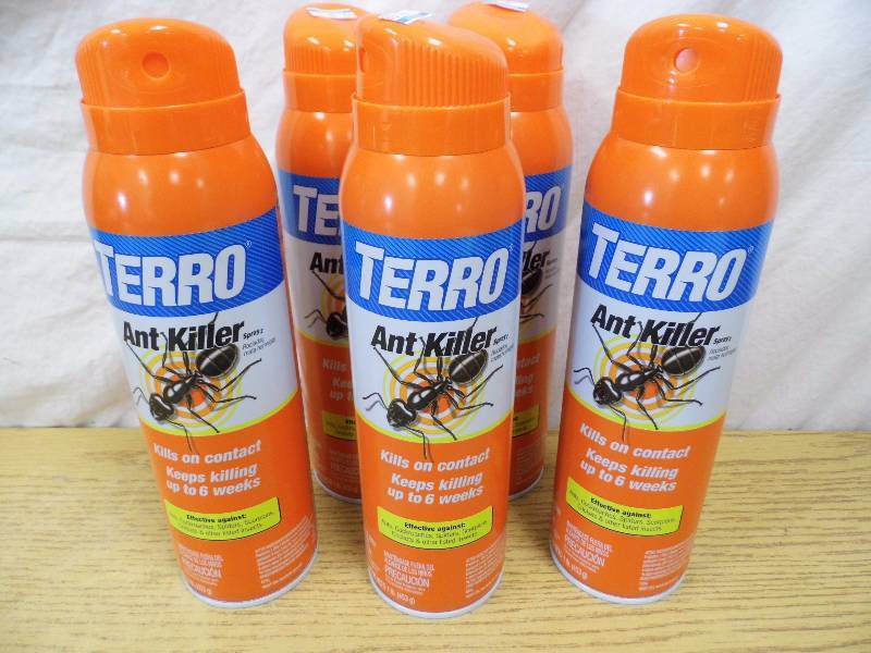 lot 108 image: New Ant Killer