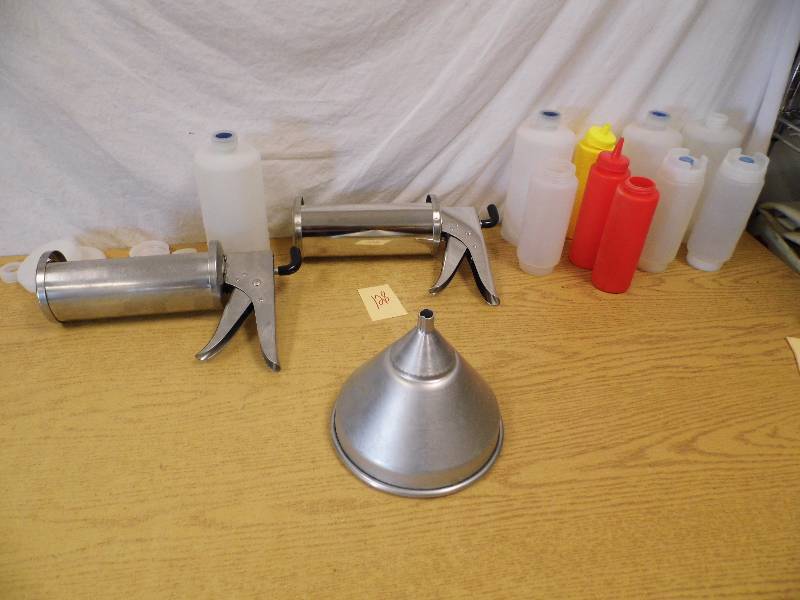 lot 128 image: Restaurant Supplies