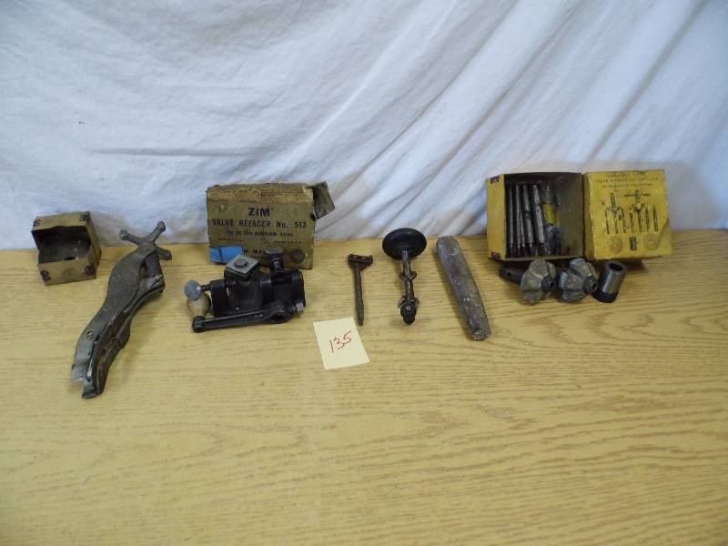 lot 135 image: Vintage Valve Tools