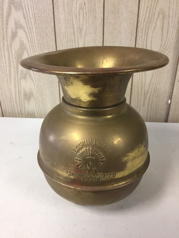 lot 43 image: Brass Spittoon - Redskin Brand Chewing Tobacco Out Plug