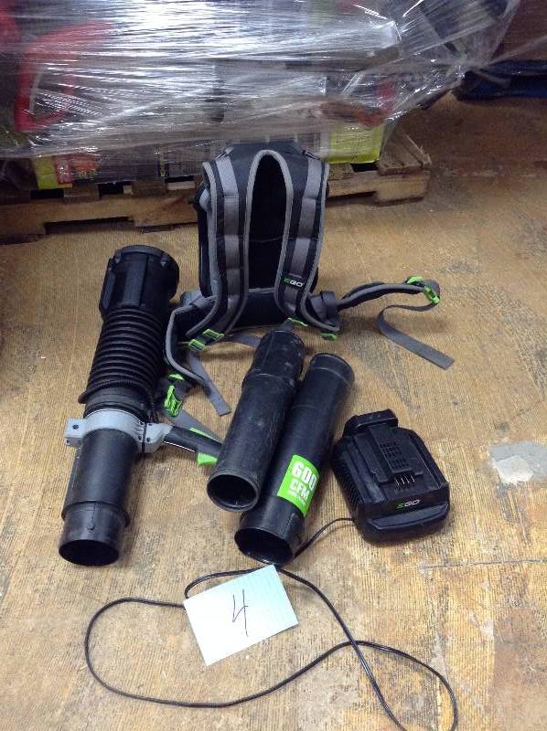 LB6002. 145 MPH 600 CFM 56-Volt Lithium-ion Cordless Backpack Blower with 5.0Ah Battery and Charger Included used in working condition