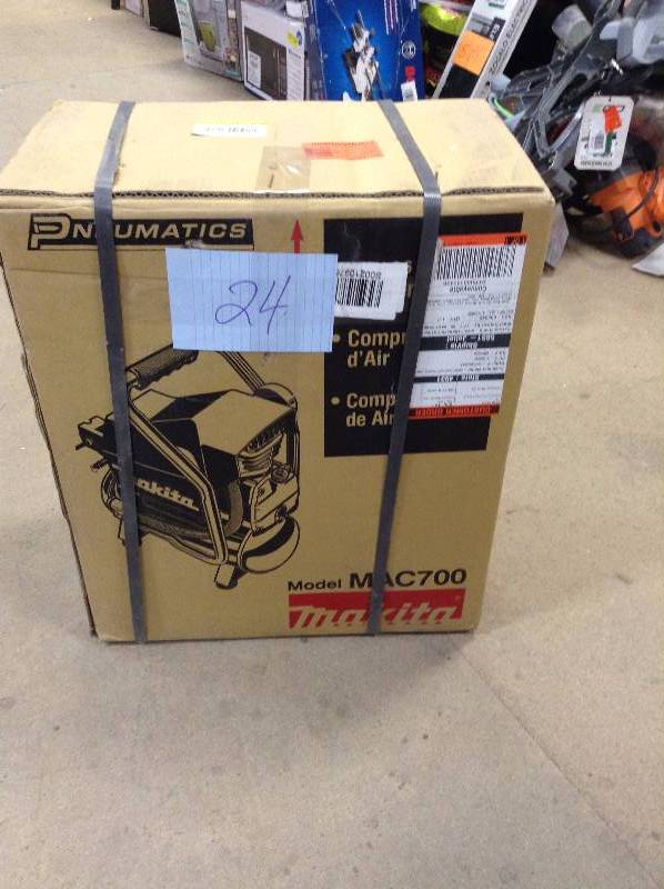 Makita MAC700 Big Bore 2.0 HP Air Compressor not used