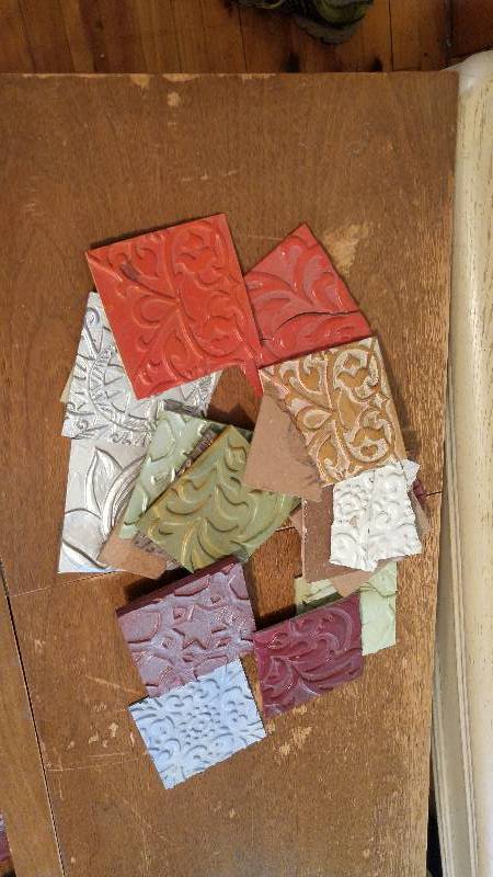 lot 81 image: Wood framed mirror with tile dcor..
