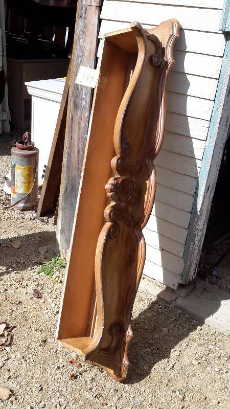 lot 16 image: Single Window Valance.. Solid wood