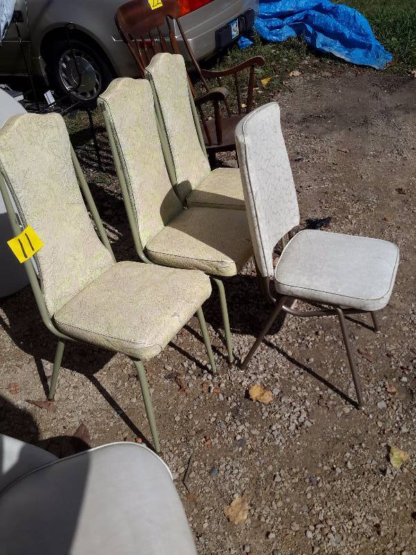 lot 11 image: 4   Brody Chairs.. 3 are the same.. 1 different style but similar