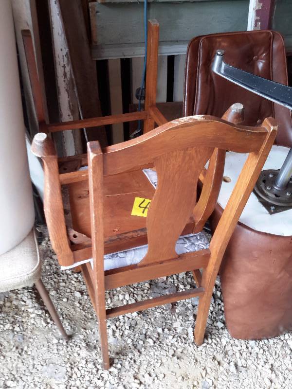 lot 48 image: 2 nice mapleupholstered Dining Chairs