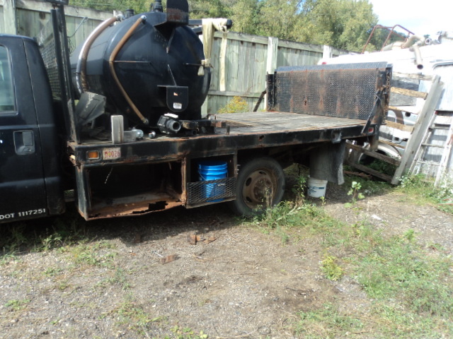 lot 5 image: Truck Flatbed