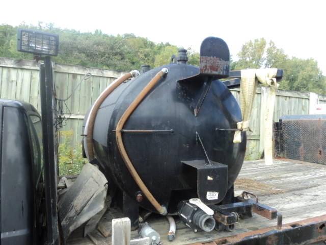 lot 6 image: Tank