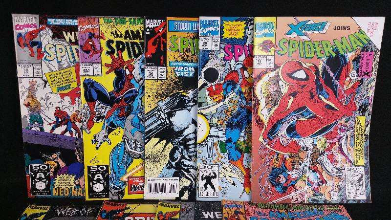 (9) 1980s and 1990s Spider-Man Comics Comic Book