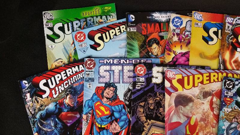 (21) Superman &amp Related DC Comics Comic Book