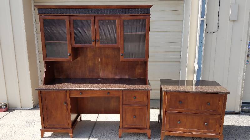 Matching Desk and File Cabinet