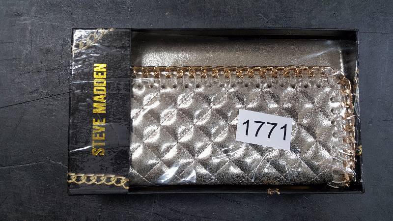 lot 1771 image: Steve Madden BGRAMM Quilted Clutch Wallet - Gold