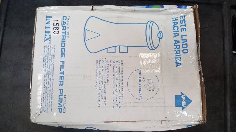 lot 1580 image: Intex 530 GPH Filter Pump for 8 and 12 EasySet and 12 Metal-Frame Pools