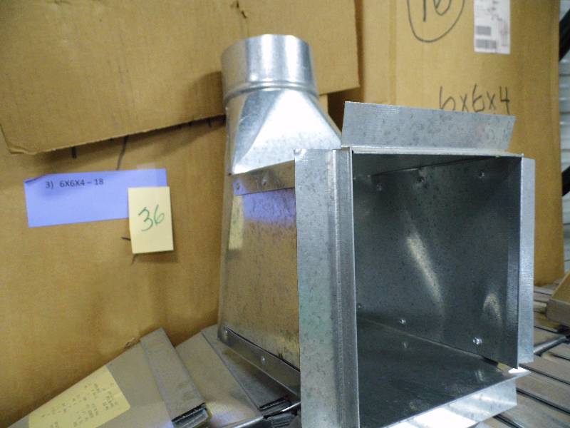 lot 36 image: Lot of 18 Collar Lay-Ins