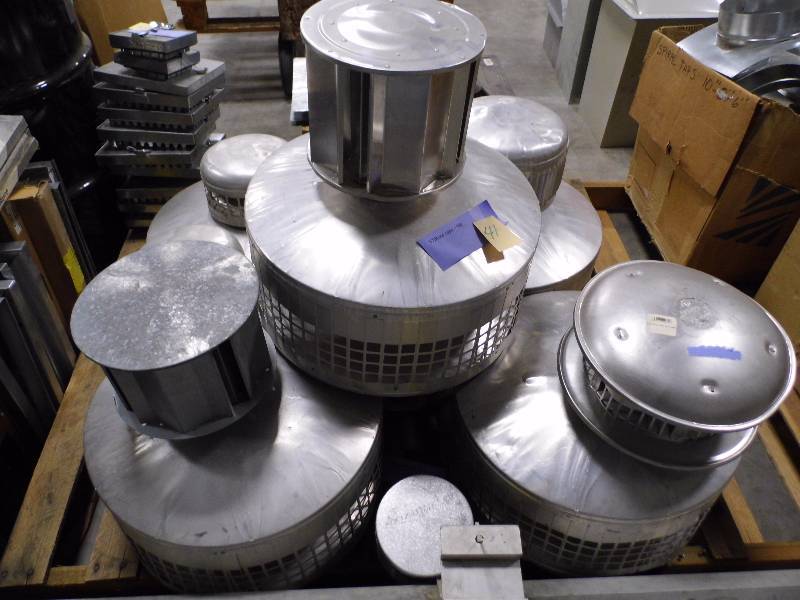 lot 41 image: Lot of 16 Assorted Roof Caps