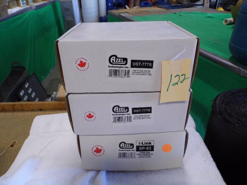 lot 122 image: One Stage Digital Set Point Controls