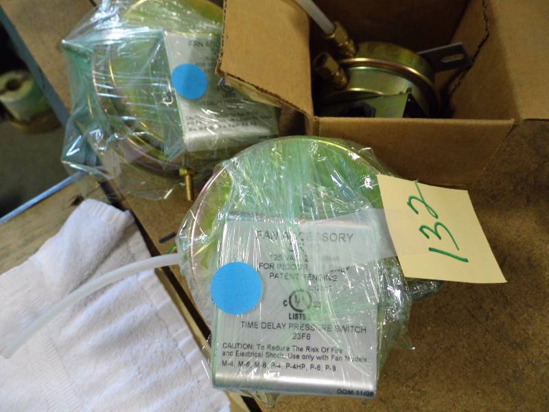 lot 132 image: Fan Accessories