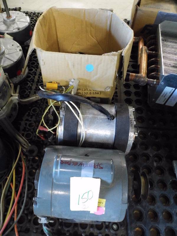 lot 150 image: Lot of 2 Assorted Motors