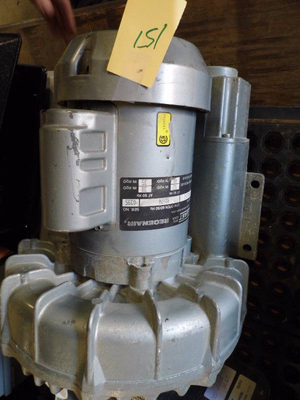 lot 151 image: Gast Regenair Motor
